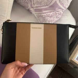 Michael kors clutch
